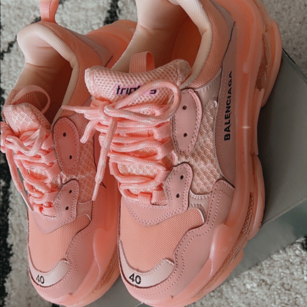 Balenciaga triple s